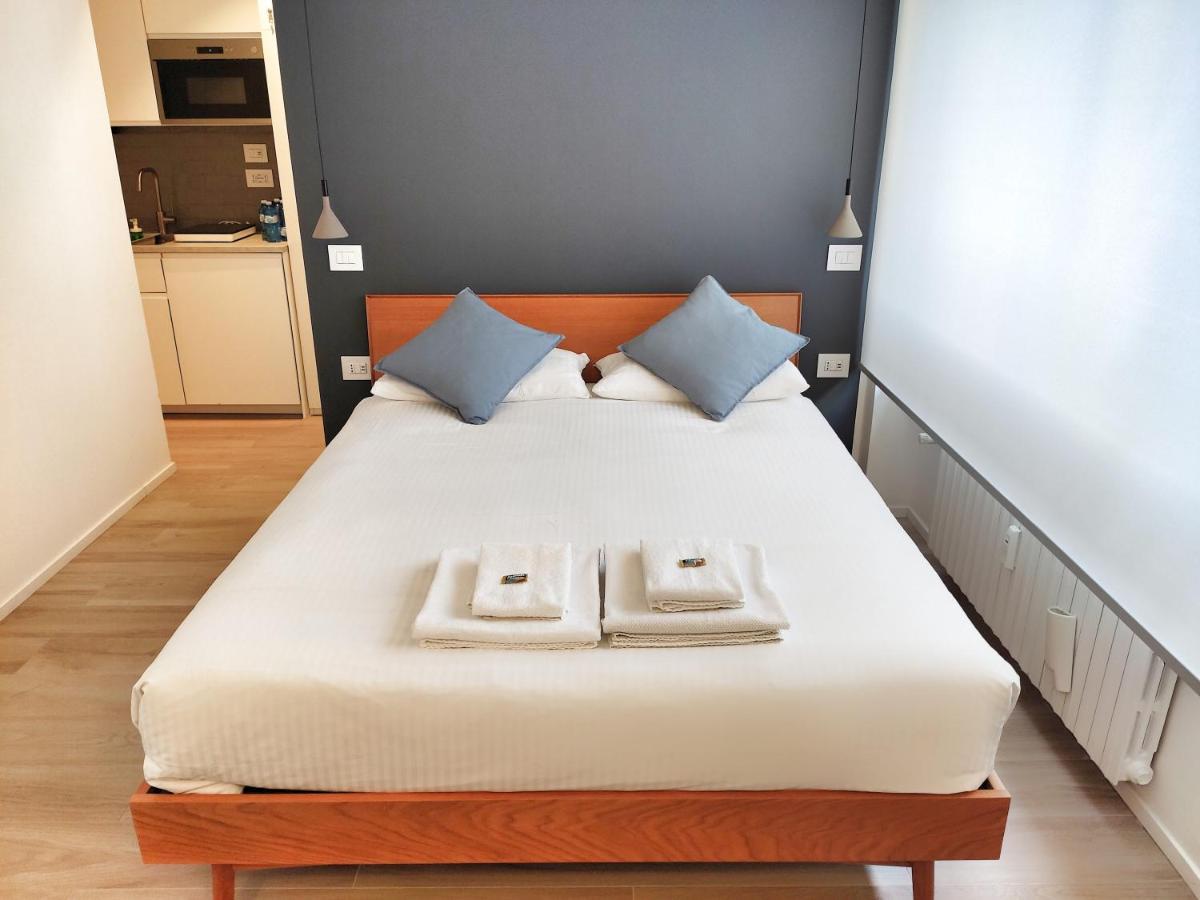 E-Milan Rooms Zona Tortona Luaran gambar